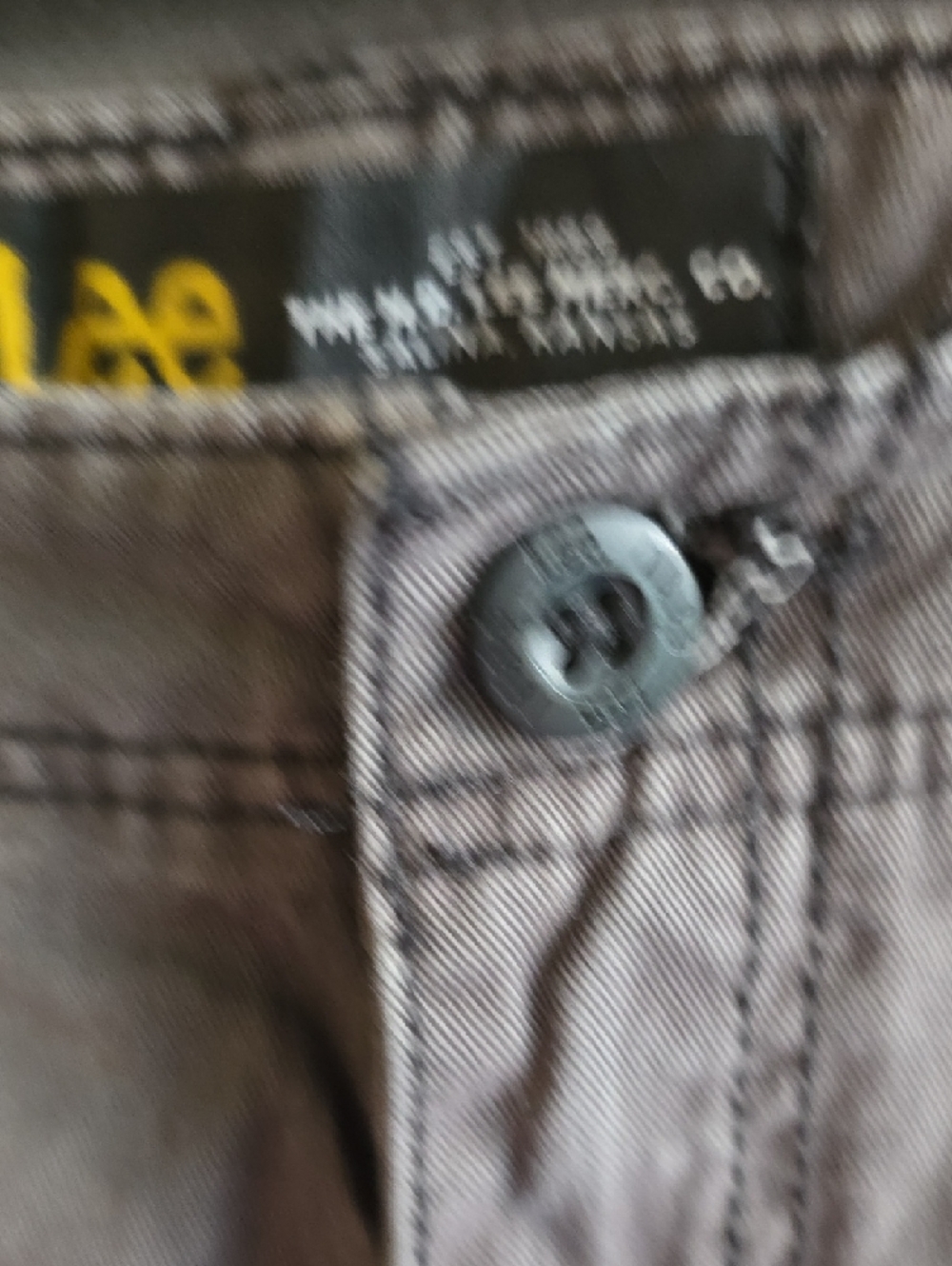 Lee Men's Cargo Shorts - Picture 3 of 5